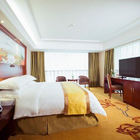Vienna Classic Hotel Xi'an  Exterior photo
